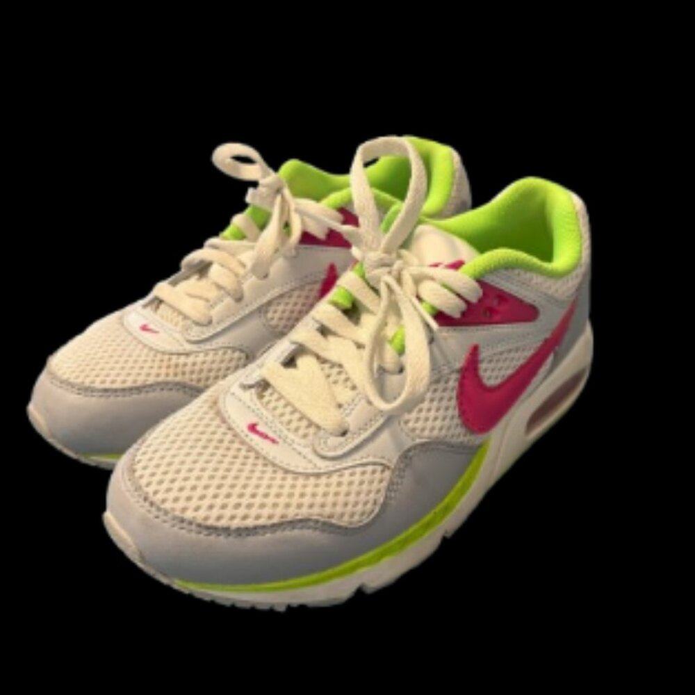 Womens Nike Air Maxes Size 8